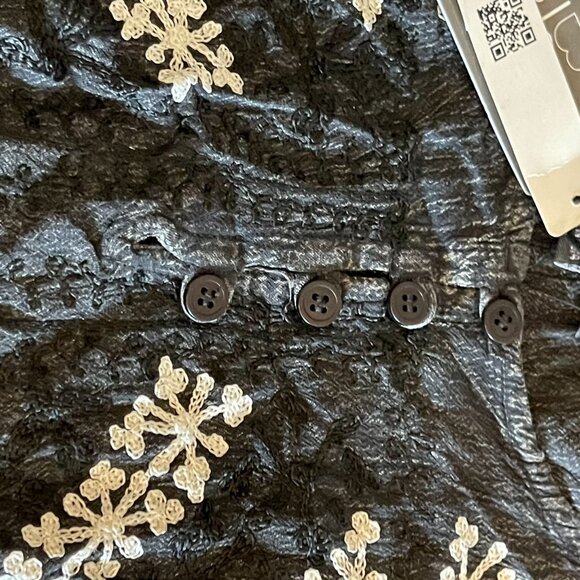 Be Beach by Exist Black Fringe Boho Poncho With Embroidered Floral Details  L/XL - Picture 11 of 14